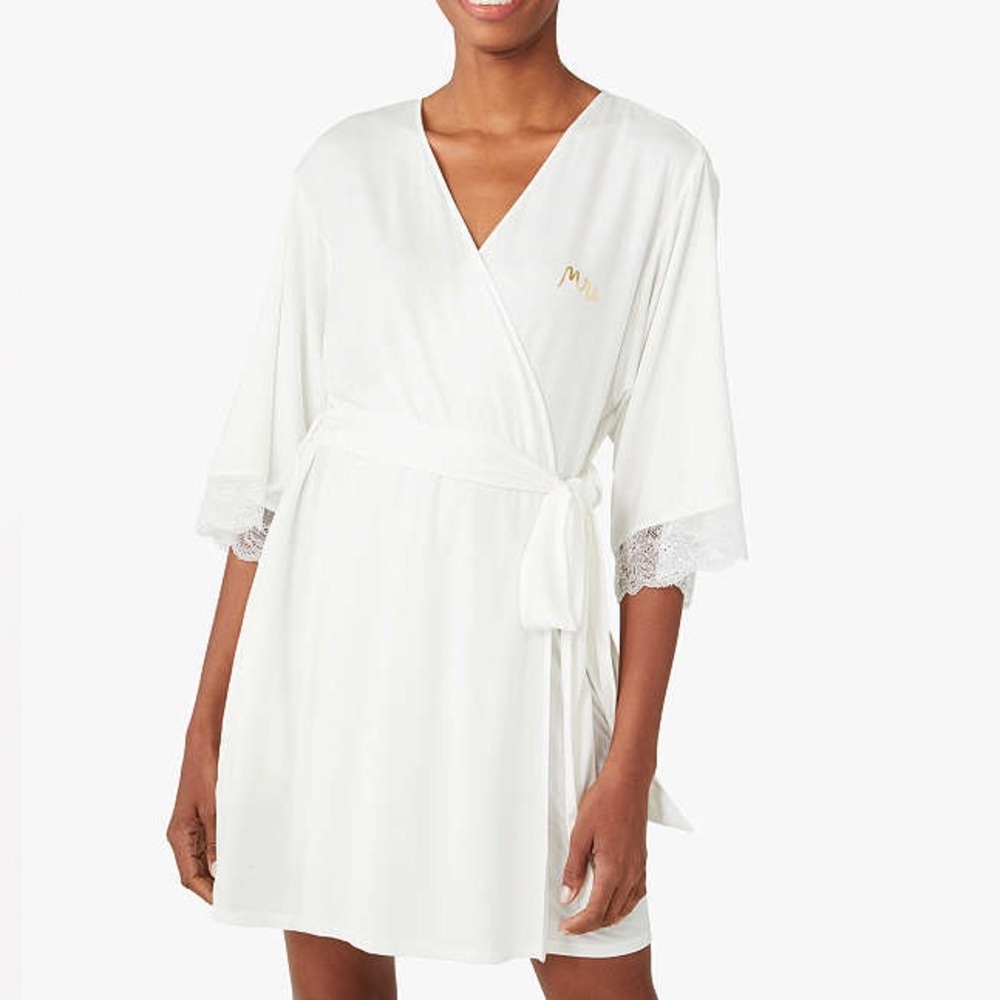 Kate spade Mr’s bridal white cotton robe with lace sleeves size L/XL